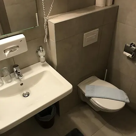 Hotel Clubdorf Alpenrose 3*
