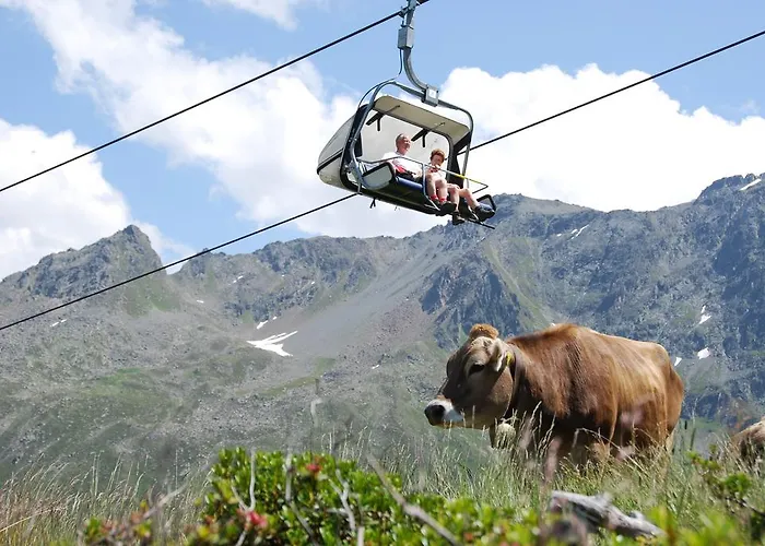 Clubdorf Alpenrose 3* Galtür