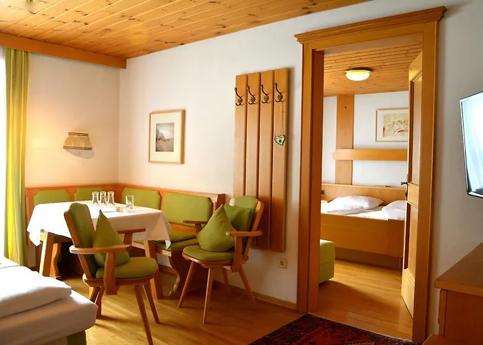 Clubdorf Alpenrose Hotel Galtür