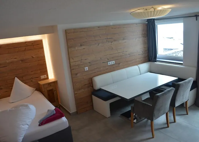 Clubdorf Alpenrose Hotel 3*