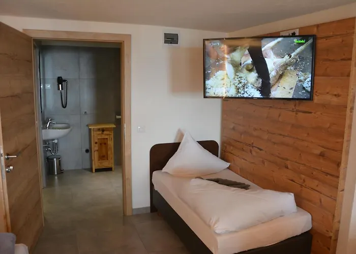 Clubdorf Alpenrose 3* Galtür