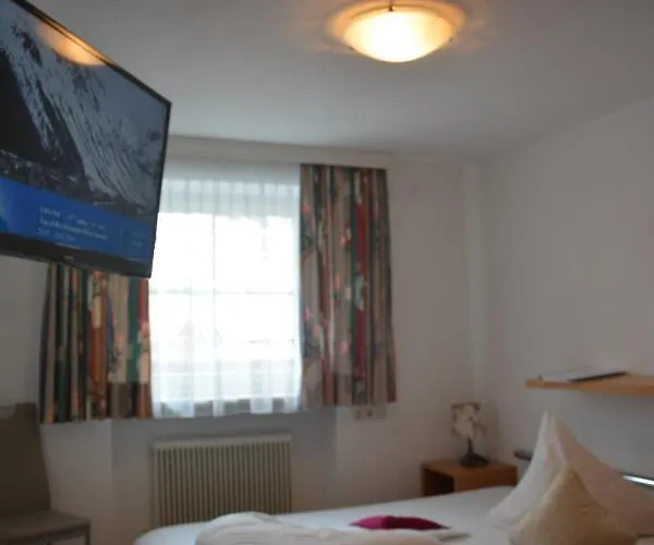 Hotel Clubdorf Alpenrose Galtür