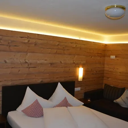 Clubdorf Alpenrose Hotel 3*