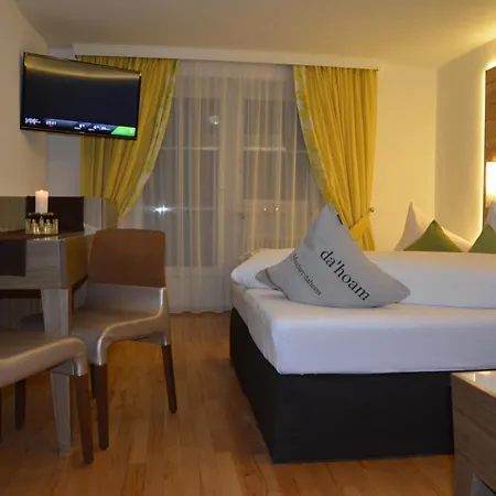 Clubdorf Alpenrose Hotel Galtür