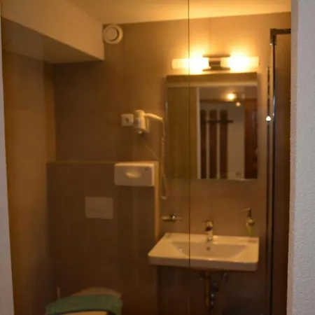 Clubdorf Alpenrose Hotel