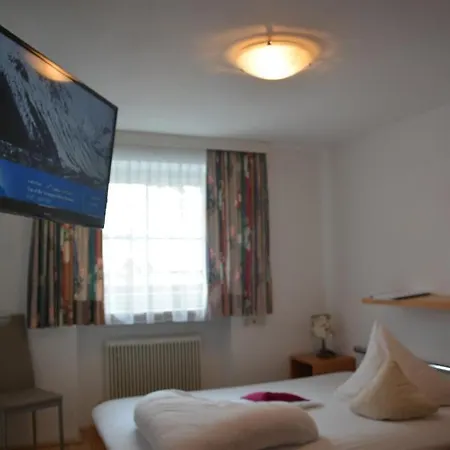 Hotel Clubdorf Alpenrose Galtür